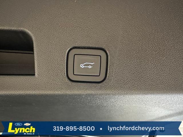 new 2025 Chevrolet Traverse car, priced at $44,605