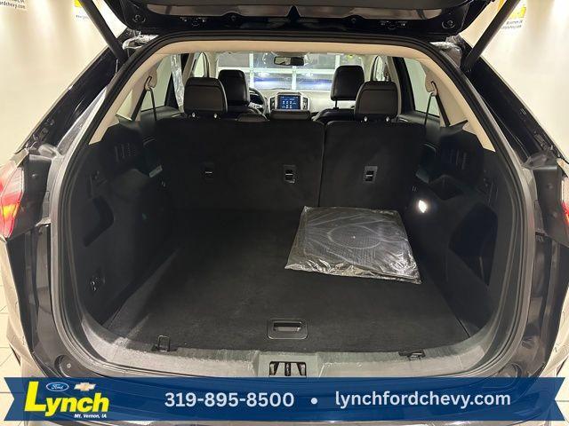 used 2024 Ford Edge car, priced at $29,000
