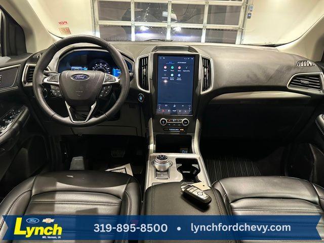 used 2024 Ford Edge car, priced at $29,000