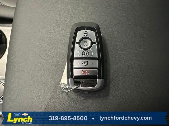 new 2025 Ford Explorer car, priced at $44,206