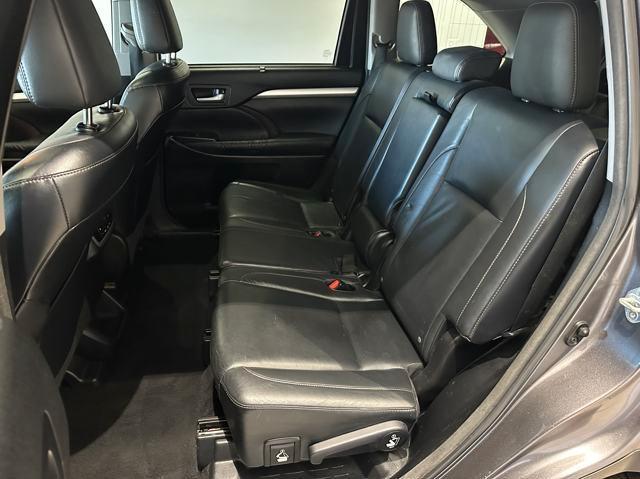 used 2015 Toyota Highlander car, priced at $18,500