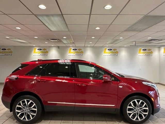 used 2021 Cadillac XT5 car, priced at $36,000