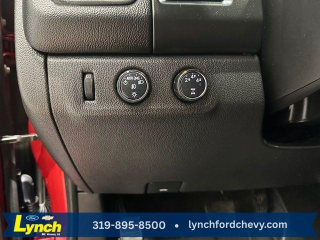 used 2015 Chevrolet Colorado car, priced at $9,000