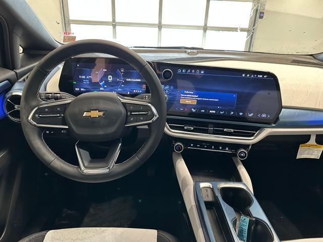 new 2025 Chevrolet Equinox EV car, priced at $41,585