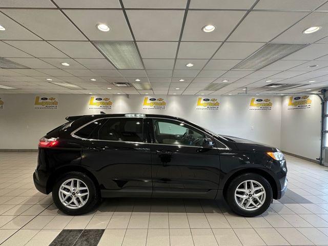 used 2024 Ford Edge car, priced at $29,000