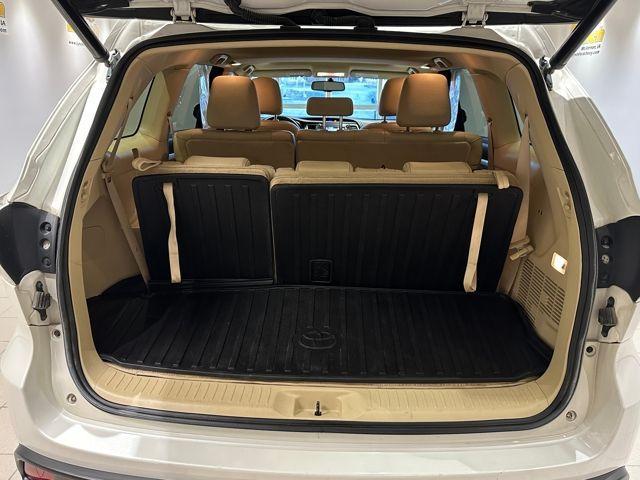 used 2015 Toyota Highlander car, priced at $13,000