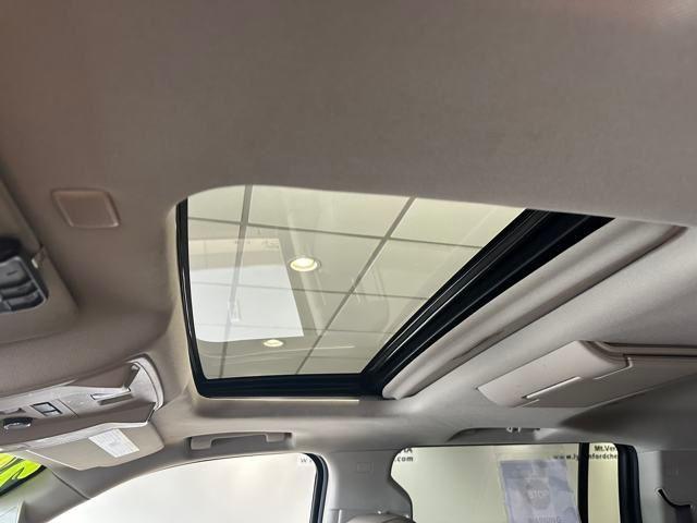 used 2020 GMC Yukon XL car, priced at $37,600