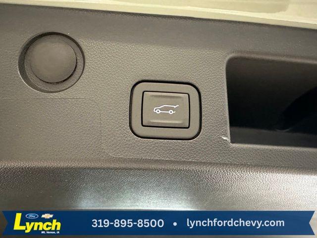 new 2026 Chevrolet Equinox car, priced at $33,994