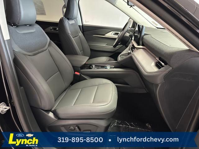new 2025 Ford Explorer car, priced at $45,827