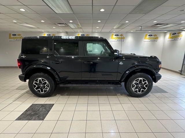 new 2024 Ford Bronco car, priced at $52,616