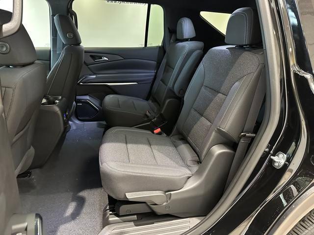 new 2025 Chevrolet Traverse car, priced at $50,965