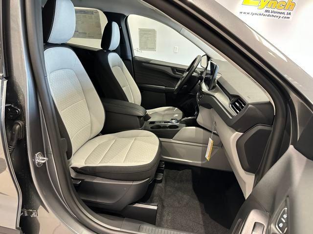 new 2025 Ford Escape car, priced at $30,599