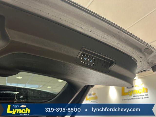 used 2023 Ford Explorer car, priced at $22,000