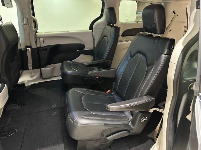 used 2019 Chrysler Pacifica car, priced at $11,000