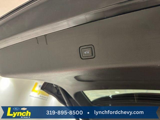 used 2020 Chevrolet Traverse car, priced at $18,000