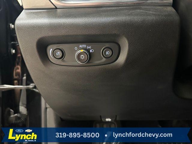 used 2020 Chevrolet Traverse car, priced at $18,000