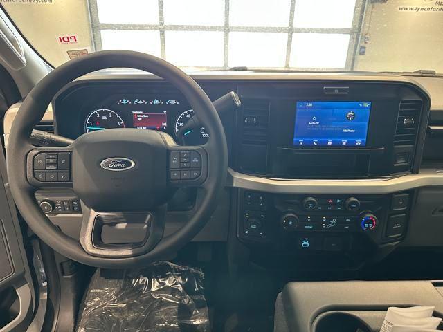 new 2025 Ford F-250 car, priced at $60,044