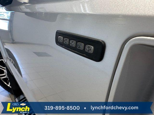 used 2015 Ford F-250 car, priced at $25,000