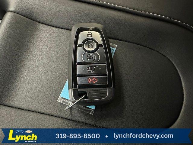 new 2025 Ford Expedition car, priced at $78,911