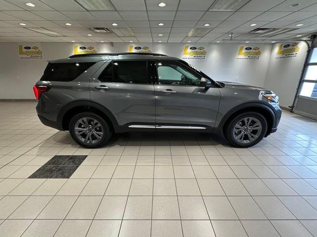 new 2025 Ford Explorer car, priced at $45,300