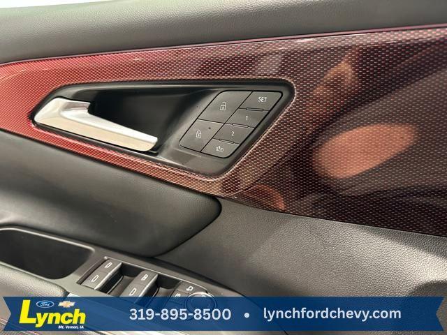 used 2024 Chevrolet Traverse car, priced at $55,000