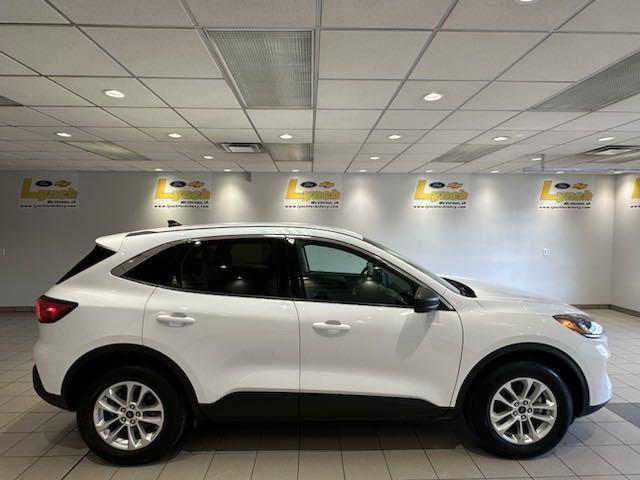 used 2022 Ford Escape car, priced at $23,500