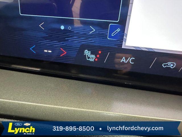 new 2026 Chevrolet Traverse car, priced at $41,506