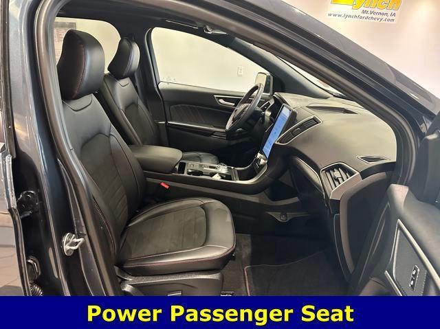 used 2024 Ford Edge car, priced at $36,000