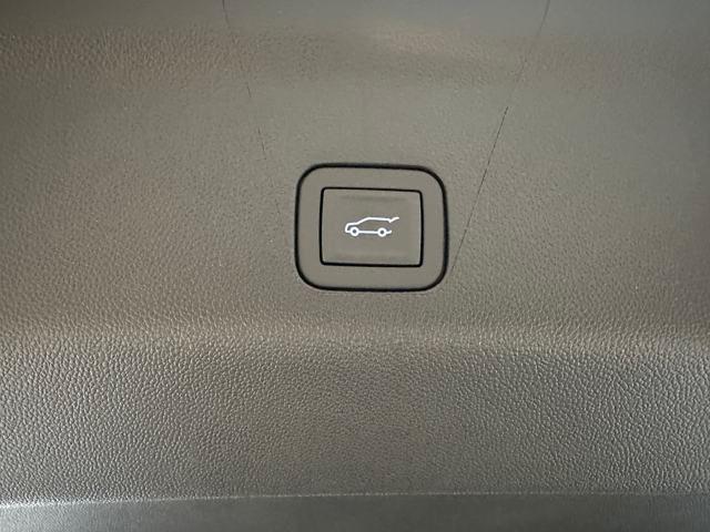 new 2025 Chevrolet Tahoe car, priced at $72,924