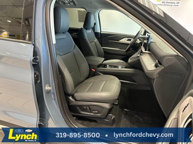 new 2025 Ford Explorer car, priced at $46,142
