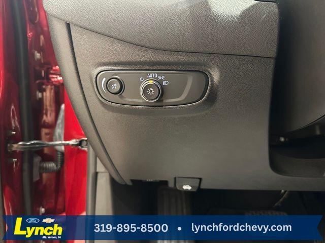 used 2024 Chevrolet Equinox car, priced at $26,000