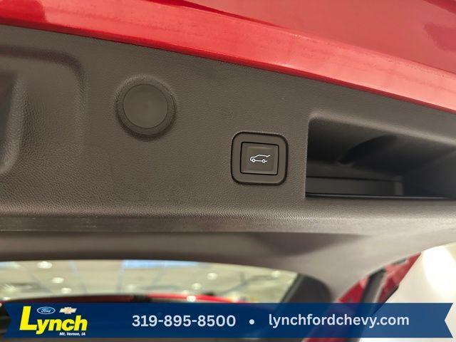 used 2024 Chevrolet Equinox car, priced at $26,000