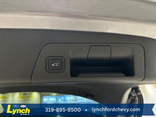 used 2021 Buick Envision car, priced at $27,000