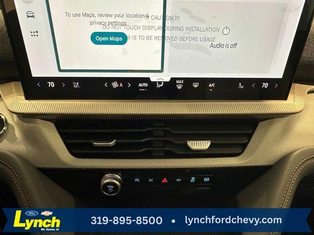 new 2025 Ford Explorer car, priced at $47,272