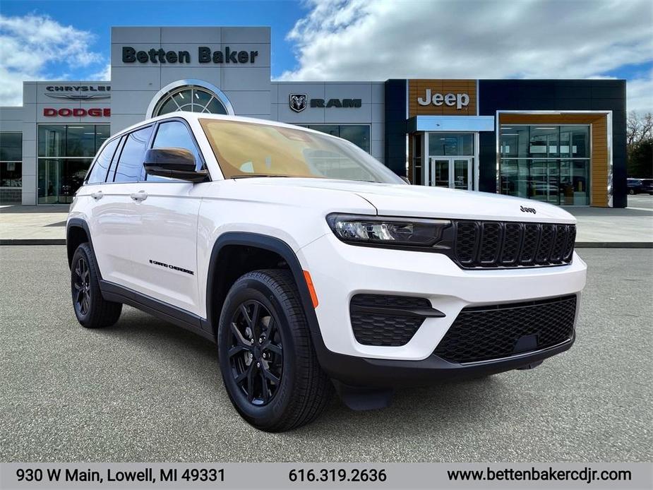 new 2024 Jeep Grand Cherokee car, priced at $41,945