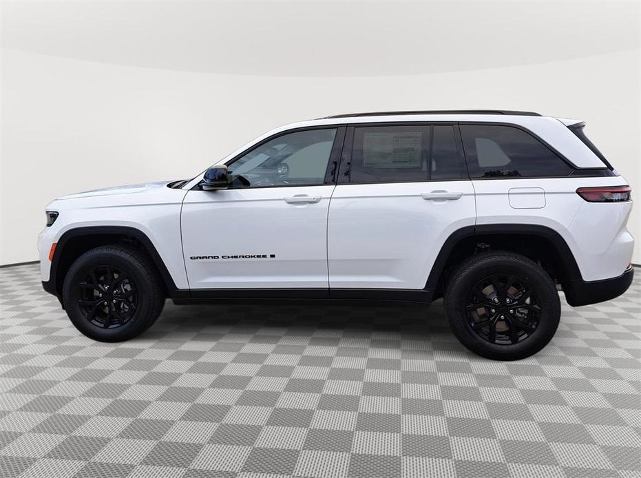 new 2024 Jeep Grand Cherokee car, priced at $41,945