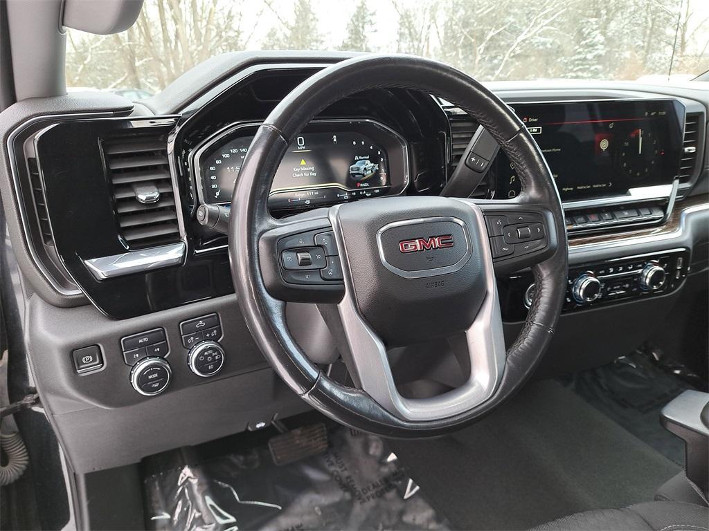 used 2022 GMC Sierra 1500 car, priced at $37,583