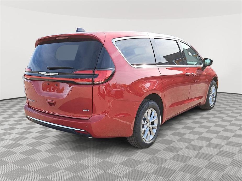 new 2025 Chrysler Pacifica car, priced at $45,635