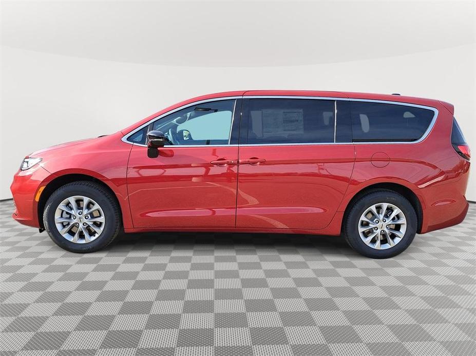 new 2025 Chrysler Pacifica car, priced at $45,635