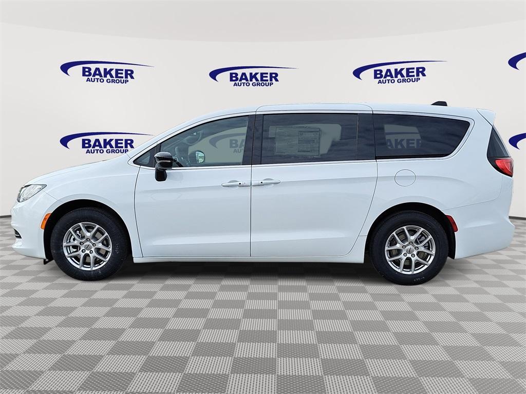 new 2025 Chrysler Voyager car, priced at $39,190