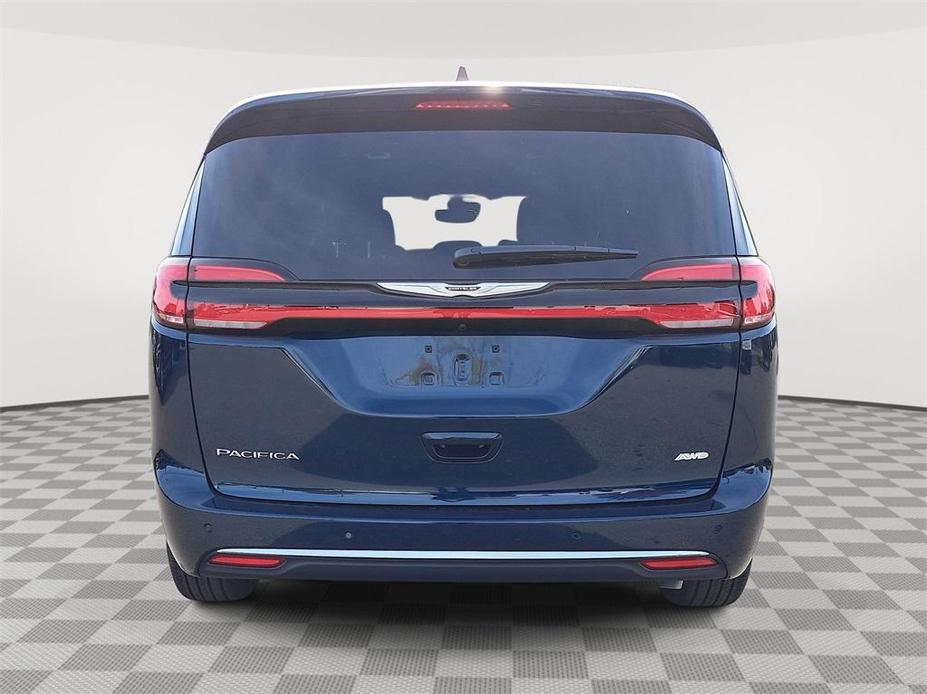 new 2025 Chrysler Pacifica car, priced at $45,635