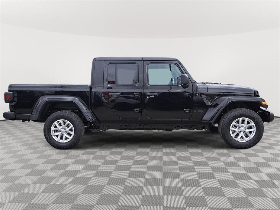 new 2023 Jeep Gladiator car, priced at $45,000