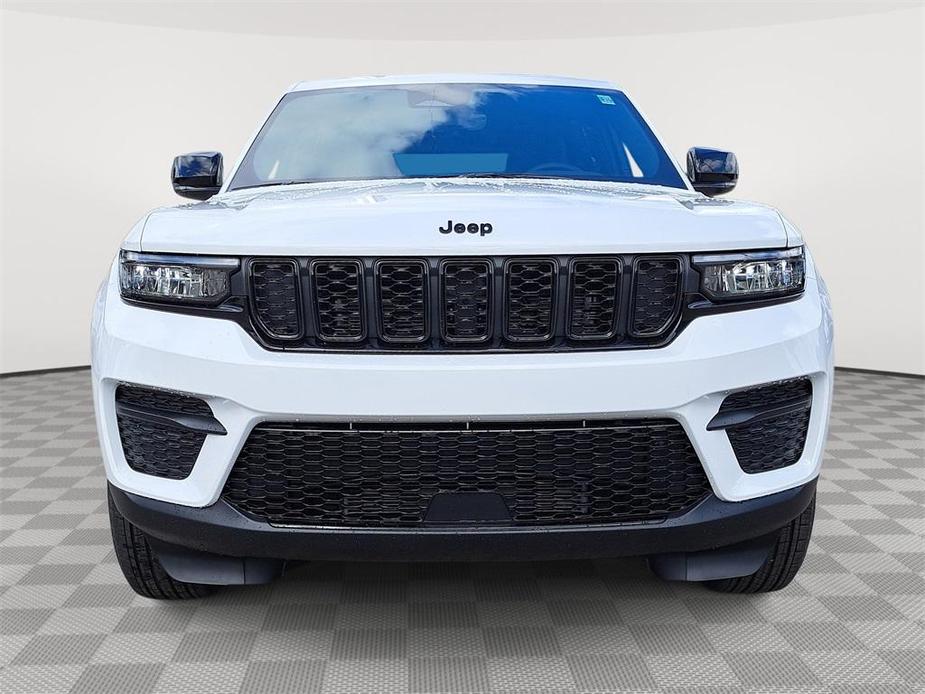 new 2025 Jeep Grand Cherokee car, priced at $45,430