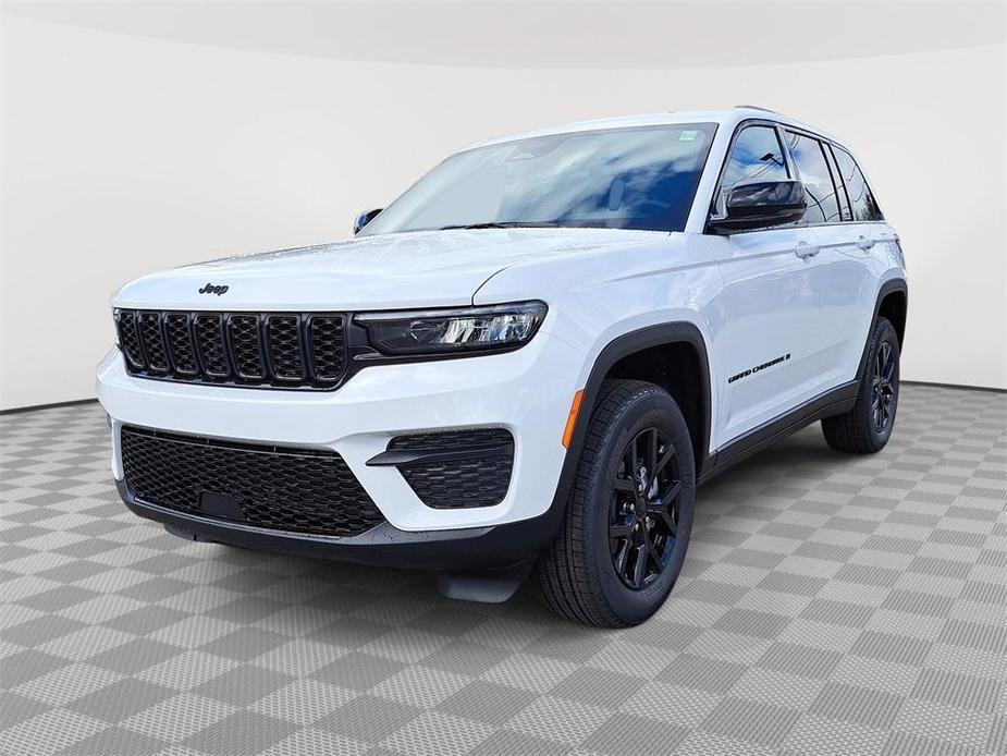 new 2025 Jeep Grand Cherokee car, priced at $45,430