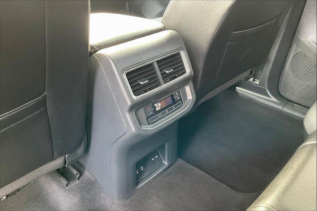 used 2024 Volkswagen Atlas car, priced at $30,612