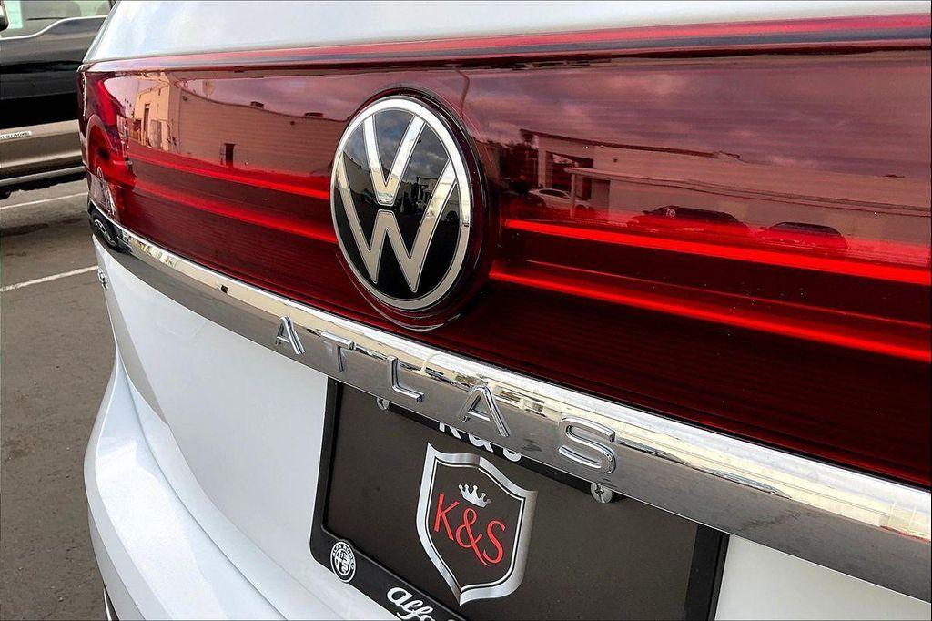 used 2024 Volkswagen Atlas car, priced at $30,612