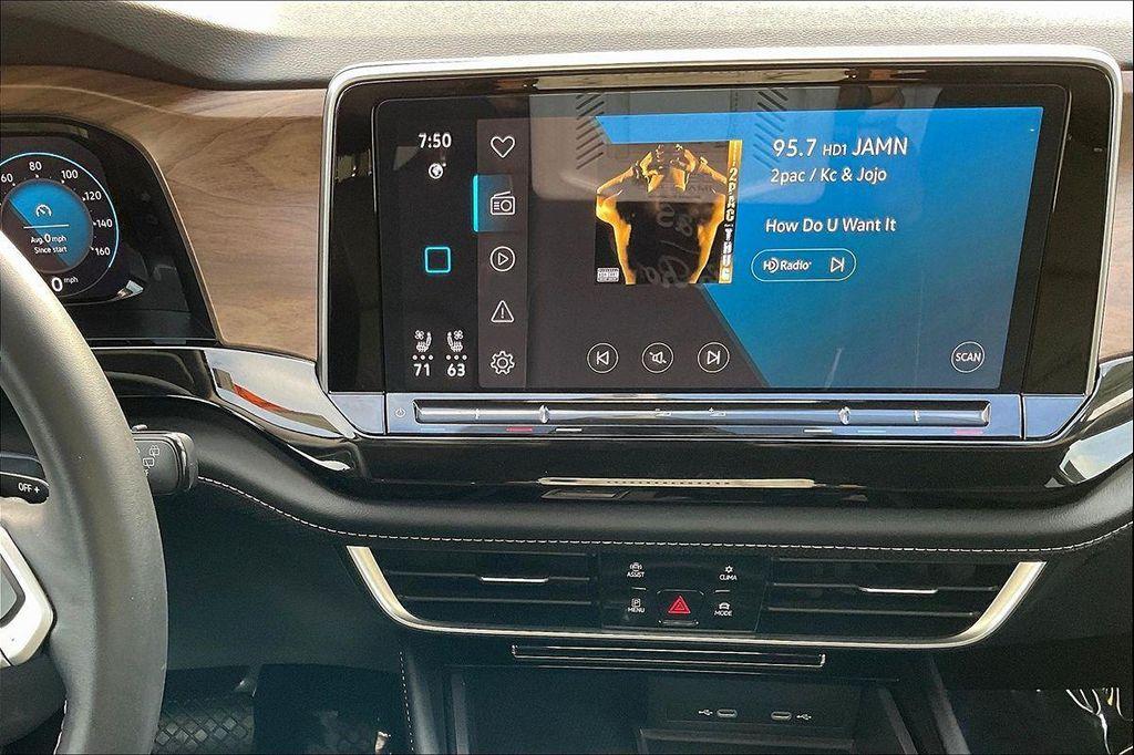 used 2024 Volkswagen Atlas car, priced at $30,612