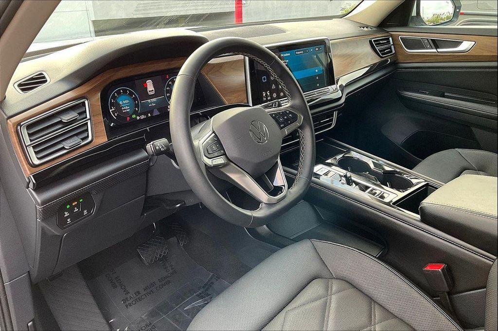 used 2024 Volkswagen Atlas car, priced at $30,612