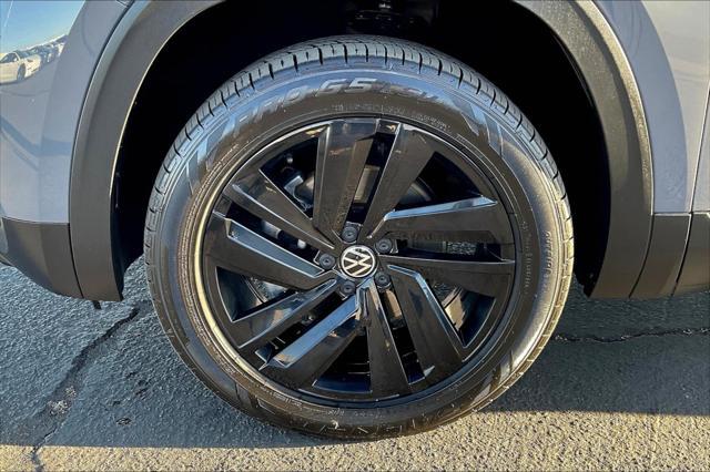 used 2021 Volkswagen Atlas Cross Sport car, priced at $29,500