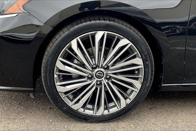 used 2023 Nissan Altima car, priced at $20,712